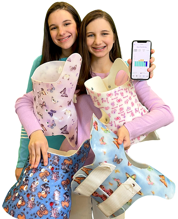 hadley and delaney show off the bracetrack app
